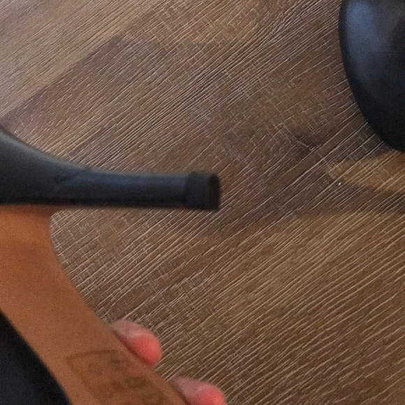 Never worn black aldo bootie - Picture 4 of 4